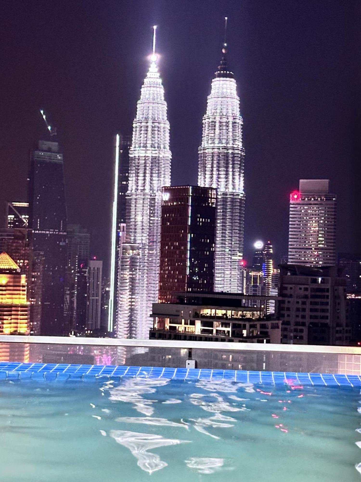 Апартаменты The Luxe Infinitum Klcc By Sahara Куала-Лумпур Экстерьер фото