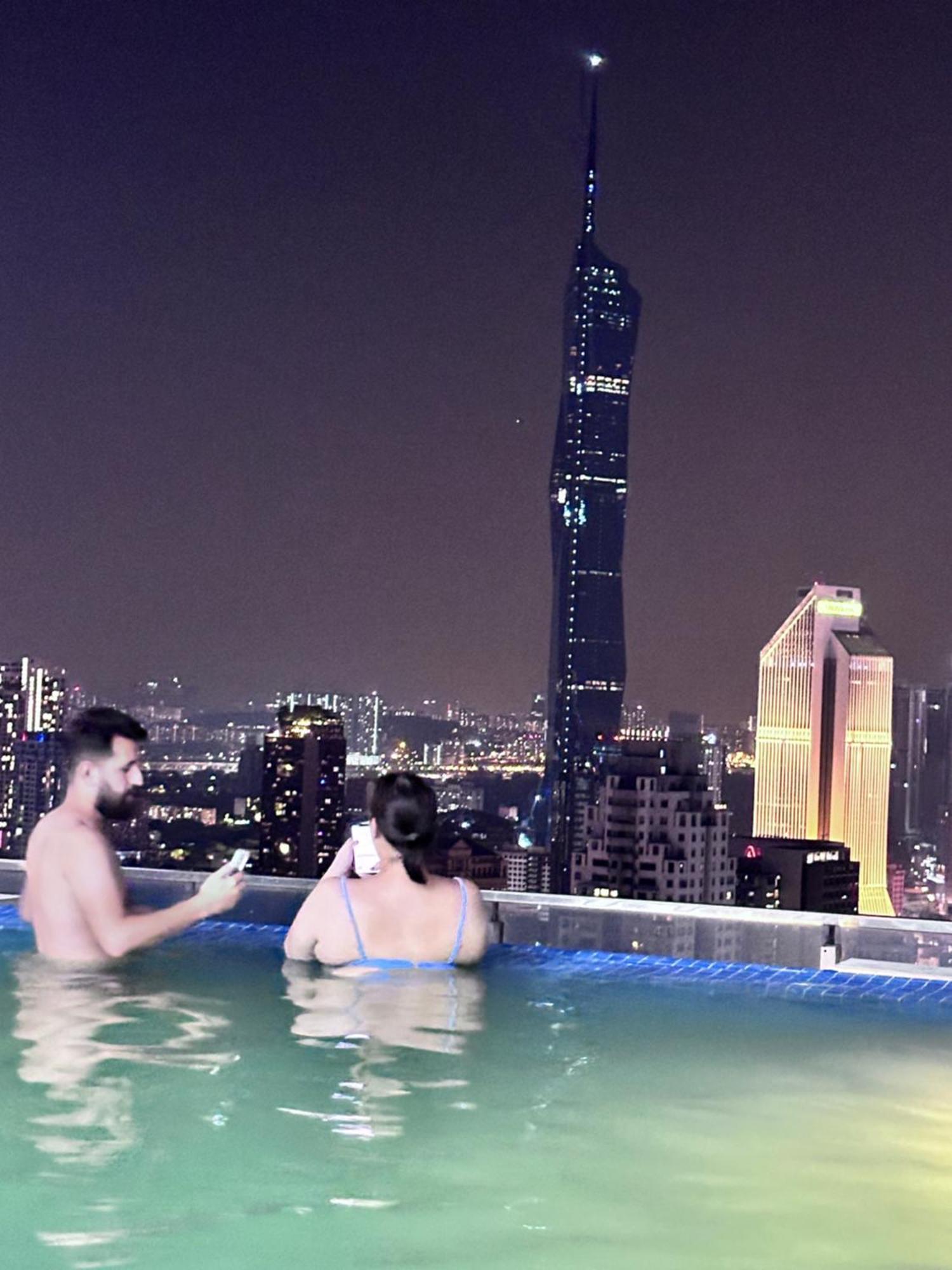Апартаменты The Luxe Infinitum Klcc By Sahara Куала-Лумпур Экстерьер фото