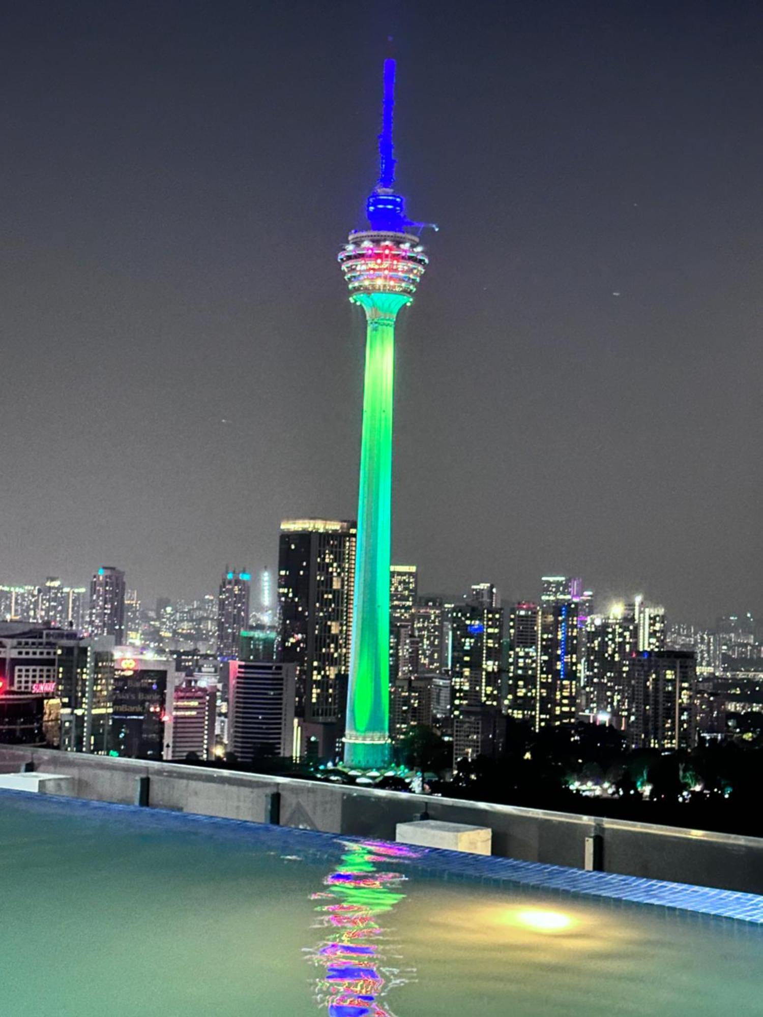 Апартаменты The Luxe Infinitum Klcc By Sahara Куала-Лумпур Экстерьер фото